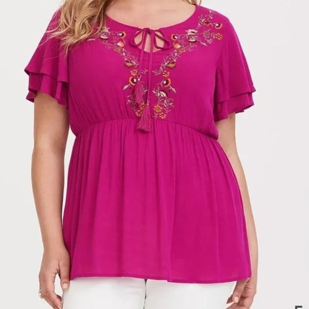 Torrid Embroidered Crepe Babydoll Top Blouse Women Size 10 Medium Large 00 Boho
